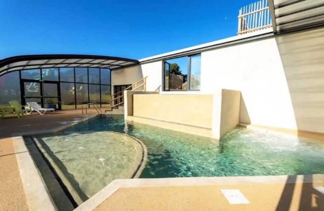 Camping 3 étoiles - Piscine - eeebaf