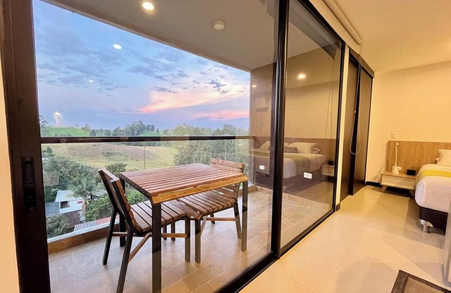 Room in Studio - Suite Hotelera - A 5 Minutos del Aeropuerto