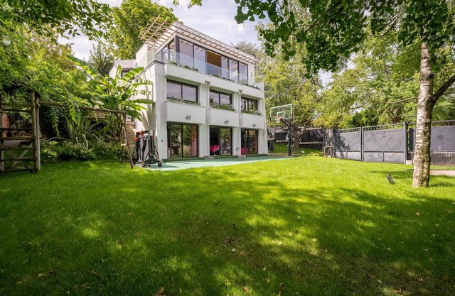 Maison de prestige avec jardin