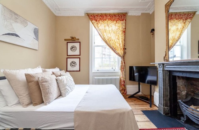 The New Cross Prestige Accomodation