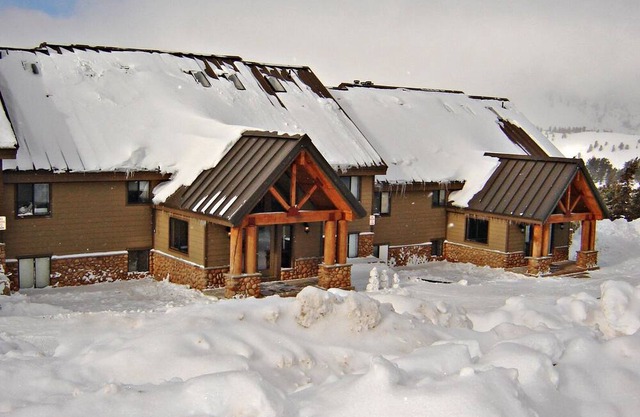 Powder Mountain Ski Resort- Ski in /Ski out. sleeps 7. 2/7-2/14/2025