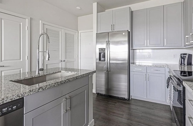 Modern Apartment in Prime Location (ID1403X426)