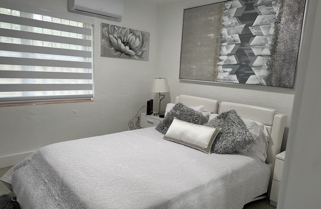 Villa Clara Suite-Little Havana