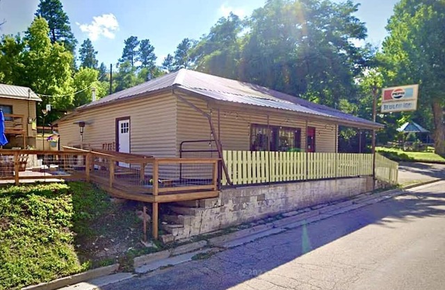Cabin in the heart of Beulah