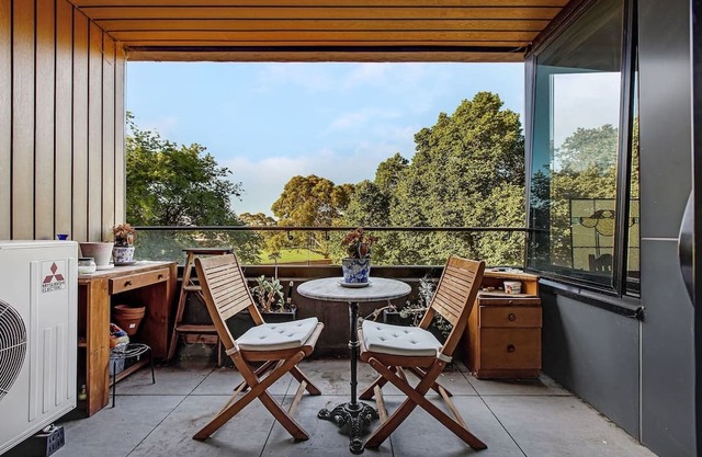 Brunswick Serenade A Soulful Balcony Retreat