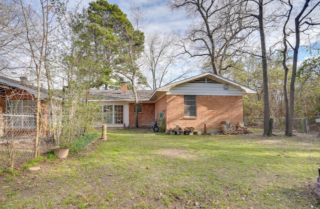 Pet-Friendly Louisiana Abode Near Fishing & Hiking