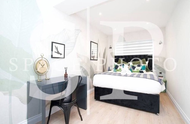 Tranquil Foliage Haven: Stylish 1BR Apartment