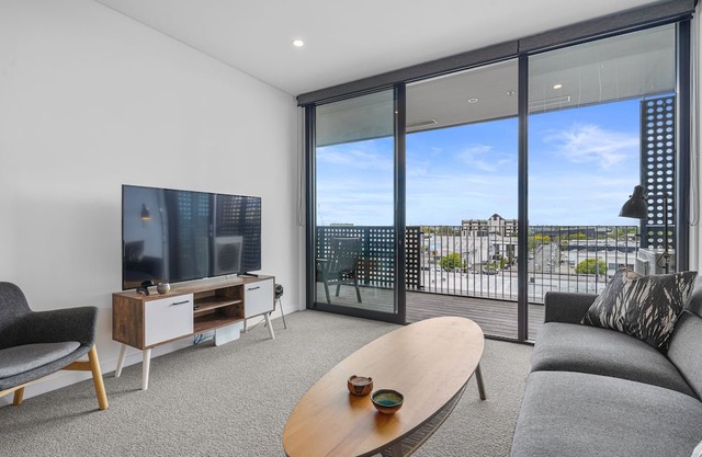 Urban Vista - Christchurch Holiday Home