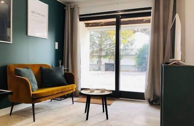 Charming studio with parking