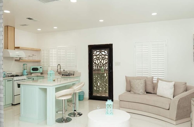 Luxury Loft With Heated Pool