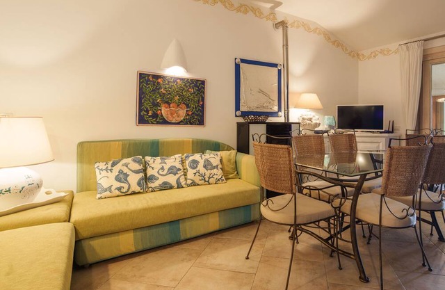 Oasi Charme - Two Bedroom Apartment, Sleeps 4
