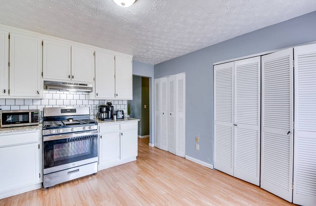 Douglasville Gem - Minutes from Historic Downtown!
