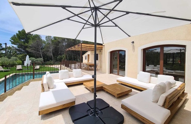 Luxury House in Luberon Heated swimming pool