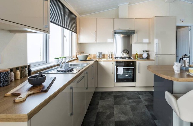 Three Bedroom Lodge 4