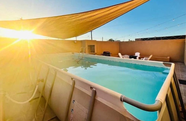 CASA DEL MAR‣ Sleeps 14 ‣ AC ‣ WiFi ‣ Near Malecón