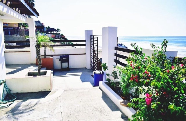 Beachfront 3br Surfers & Gatherings near Rosarito