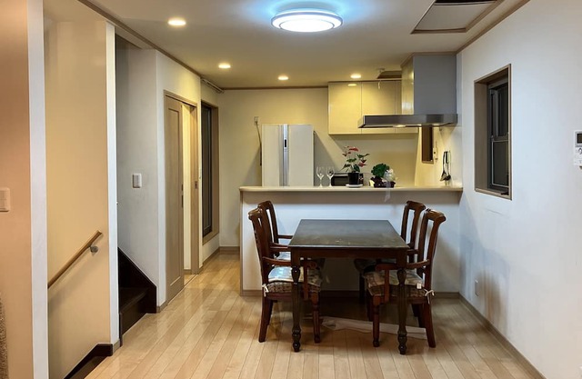 Private villa, 4 rooms available for 10 people!Close to Akihabara Asakusa Disney
