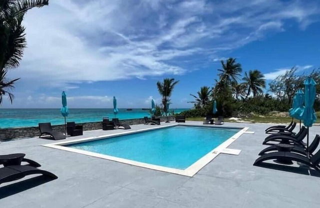 Lizard Suite Ocean Front Exuma Palms Resort!