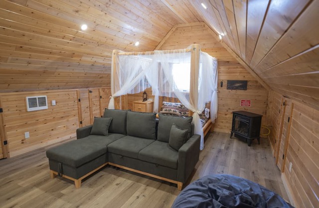 Snake River Guest House