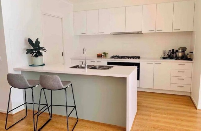Cheerful place with one bedroom