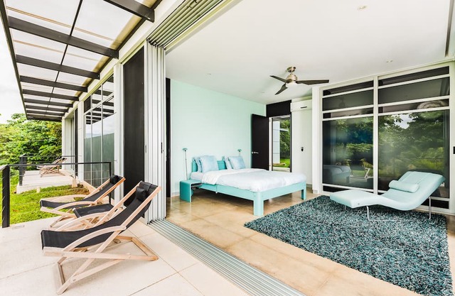 LUNA LUXURY VILLA w/ Pool & Concierge!