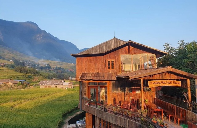 Muong Hoa Local House