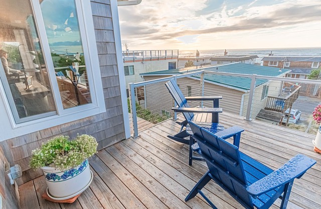 Stunning Home: Spacious layout, perfect for gathering with friends or family.