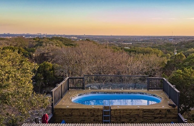 Private Pool SPA with Stunning View, GameRoom and Firepit