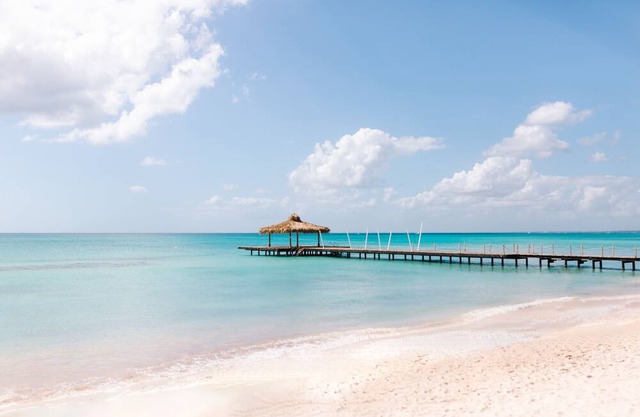 CADAQUES BAYAHIBE Relax with the whole family at this peaceful place to stay. .
