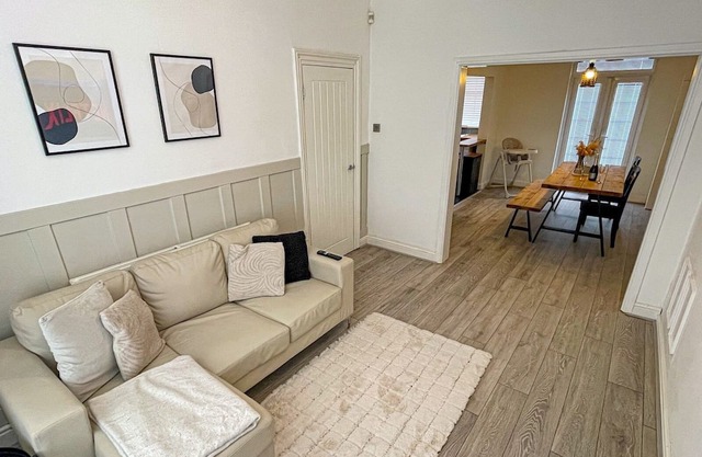 Pass the Keys | Fantastic modern mid-terrace in Wallasey For 5