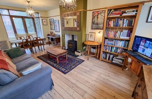 Free Parking: Chorlton Home