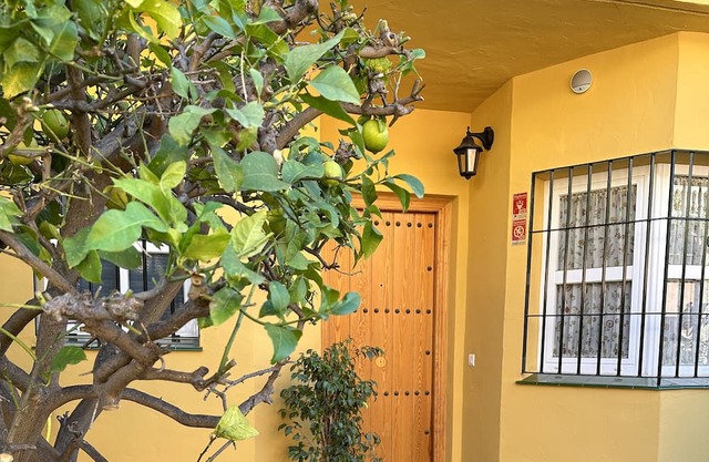 San Pedro Alcantara ( Townhouse ) 4 Bedrooms, shared pool. 2 car parking