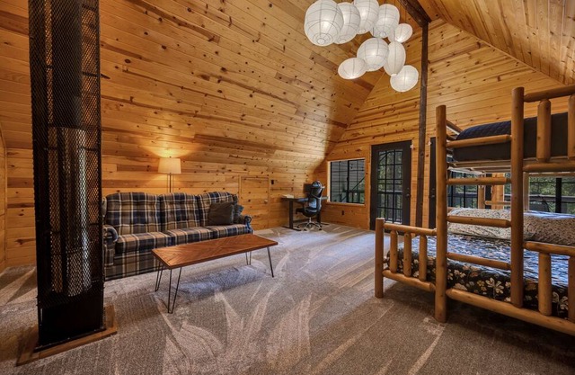 Kachess Lake Log Cabin