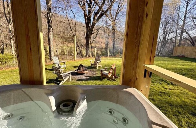 Trail-Ready Retreat near Waterfalls w/ Hot Tub