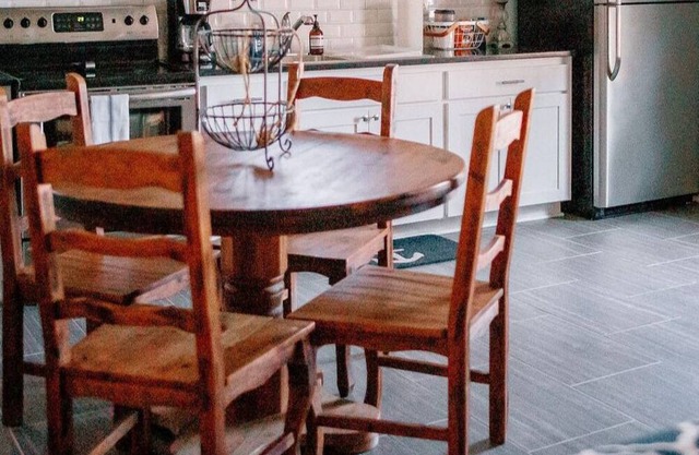 'Lil Lookout - A Fisherman's Delight w/Garage!