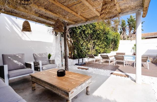 Holiday house Elveria for 1 - 6 persons with 3 bedrooms - Holiday home