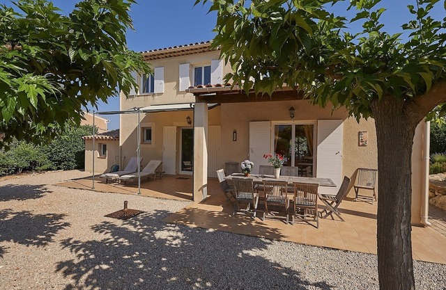 Villa con lavavajillas, en un entorno verde