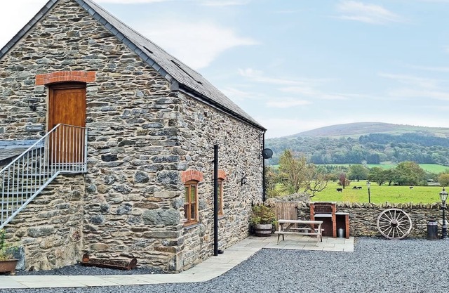 2 bedroom accommodation in Corwen