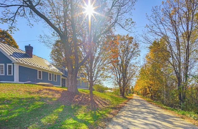 Romantic, Secluded Vermont Getaway w/ Hot Tub