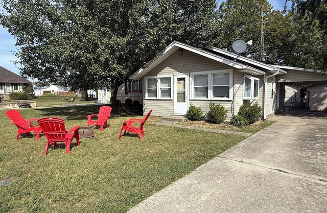 Grand Lake Getaway nCozy 2 - Bedroom Lake Retreat Near Grand Lake St. Marys