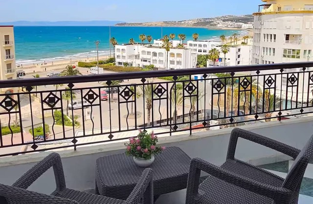 Charmant Appartement à Tanger