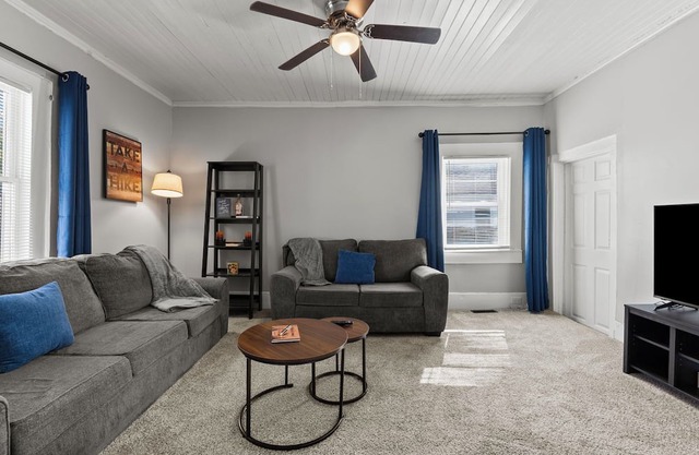 Stay at the Old Fort Street Inn