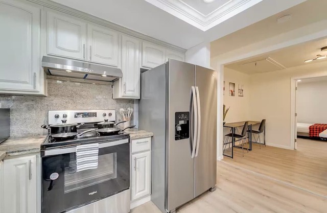 Charming 3-bedroom house in delightful San Jose with AC/WIFI/LAUNDRY/PARKING