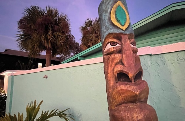 Surfside Suites