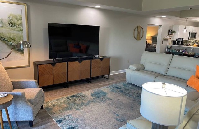 New, SpeedwaySkyview 3BR/3BA@BMS