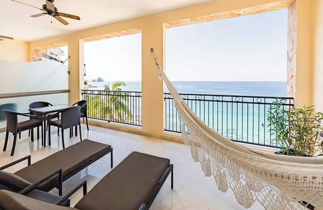 Charming Studio/1/2 bdr resort in brilliant Puerto Vallarta with beach access