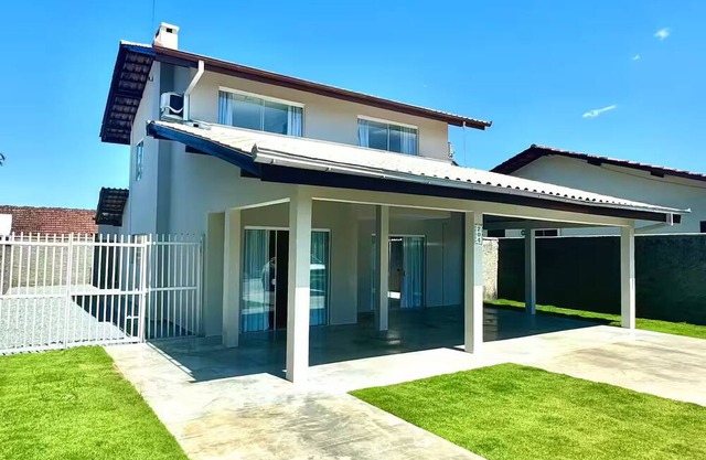 House 200 meters from the beach