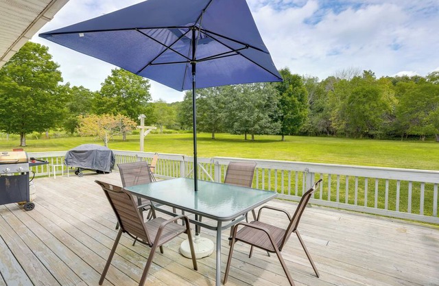 Home w/Large Yard: 10 Mi to Holiday Valley Resort