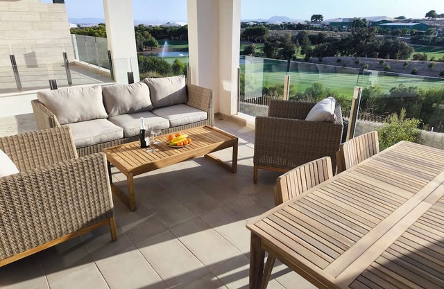Elegance and Relaxation at Lo Romero Golf – Your Home Near the Sea