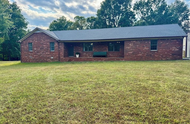 Secluded House close to MSU and KY Lake!